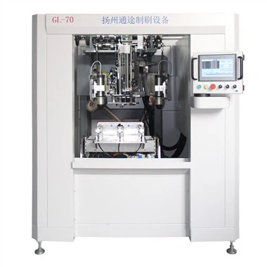 Négytengelyes Tufting kefe gép fedéllel